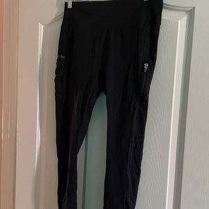 Fabletics 365Motion leggings